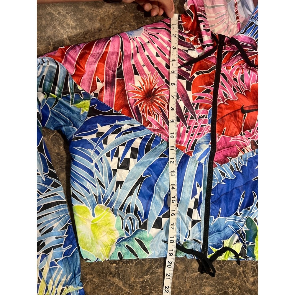 Nike Womens Windrunner Jacket Floral Tropical Print Cropped Windbreaker Multi M - Picture 4 of 9